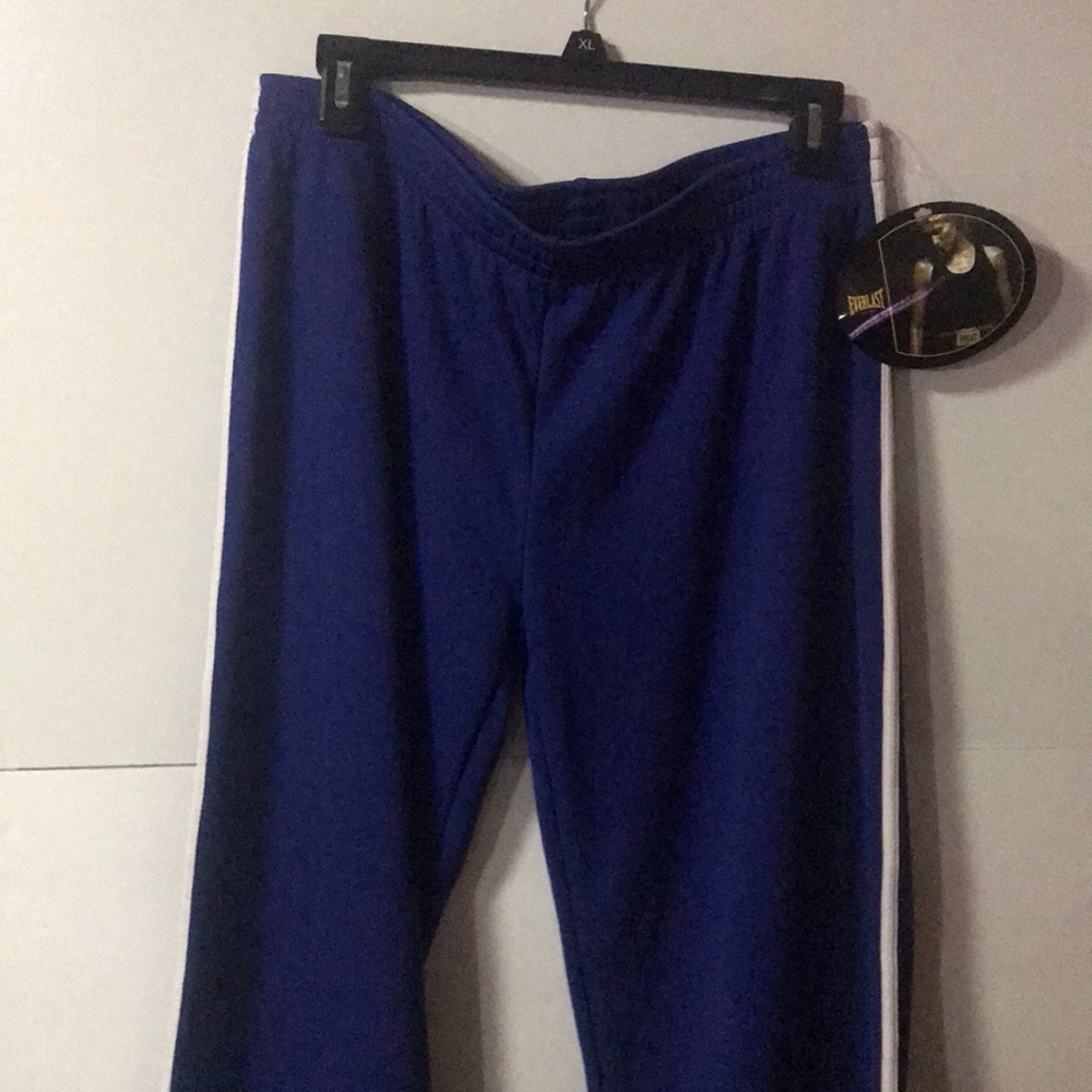 Everlast blue pants with white stripes XL